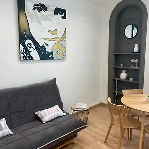 https://plage-des-catalans-marseille-t2-4-couchages-pharo-vieux-port.fr-provencehotel.com