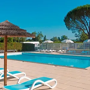 https://camping-le-clos-de-la-lre.midi-pyreneeshotels.com